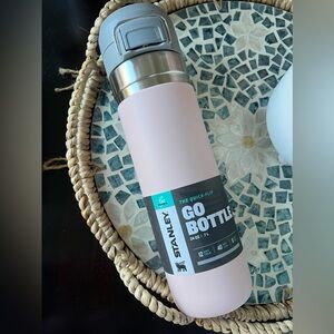 Stanley BLUSH 24oz The Quick Flip Go Bottle Tumbler